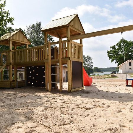 Ferienhaus Fuer Die Ganze Familie - Kamin-Sauna-See Krakow am See Dış mekan fotoğraf